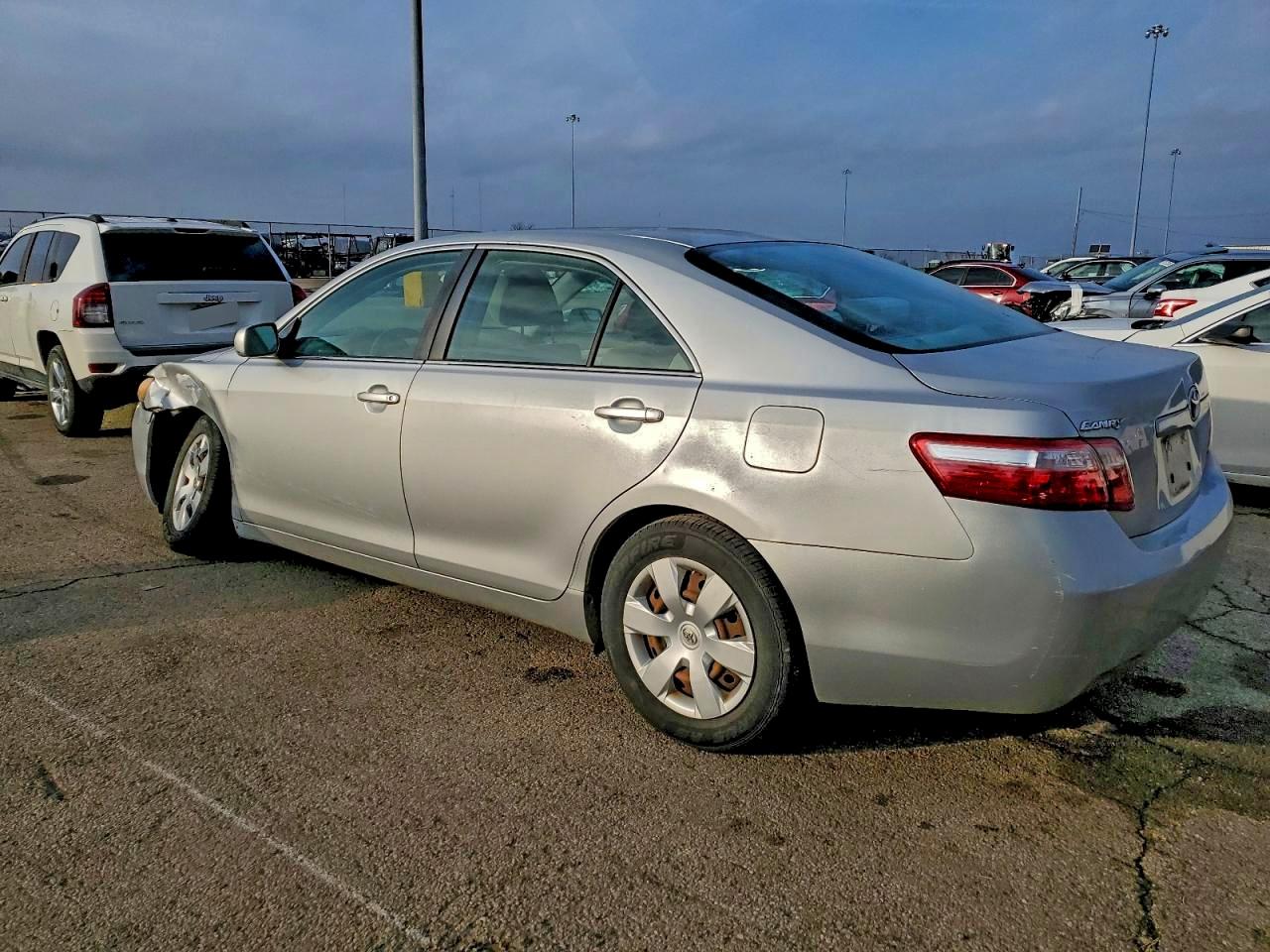 2007 TOYOTA CAMRY CE photo 2