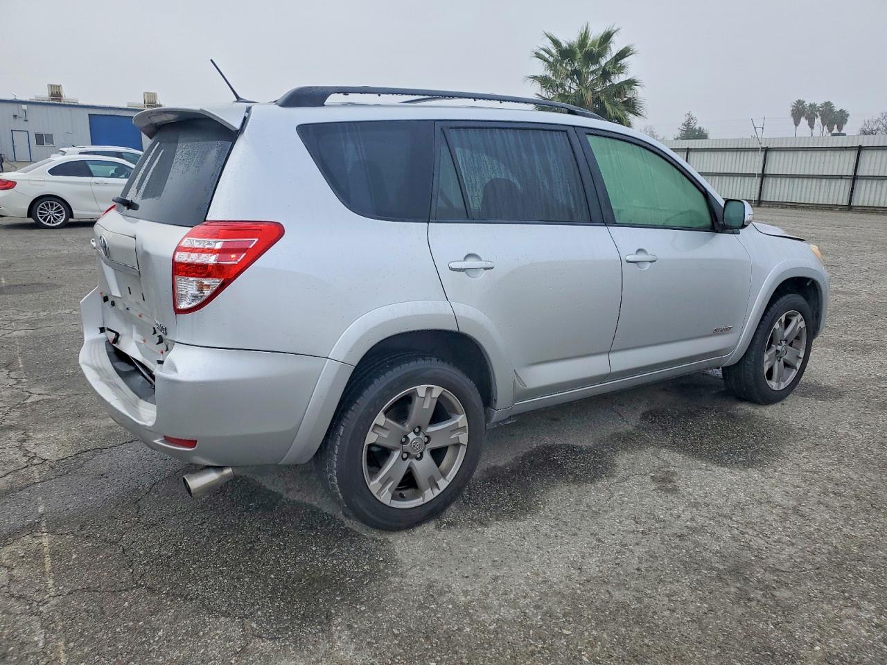 2012 TOYOTA RAV4 SPORT photo 3