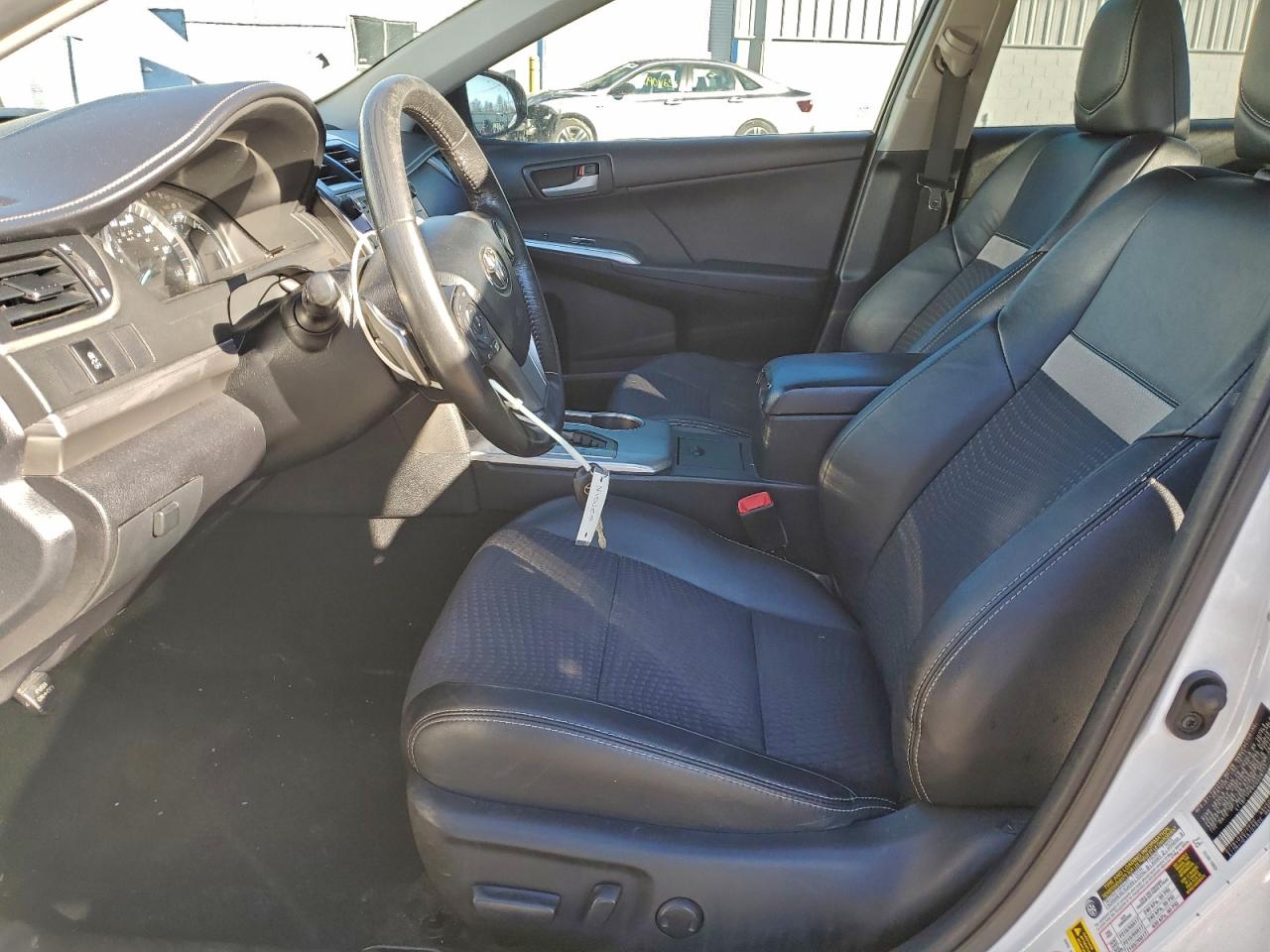 2012 TOYOTA CAMRY BASE photo 7