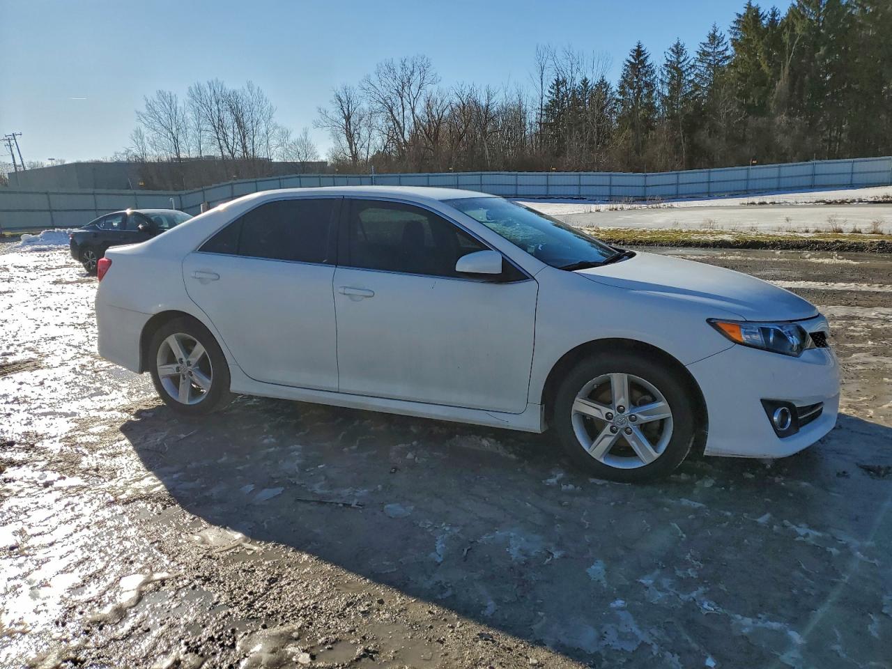 2012 TOYOTA CAMRY BASE photo 4