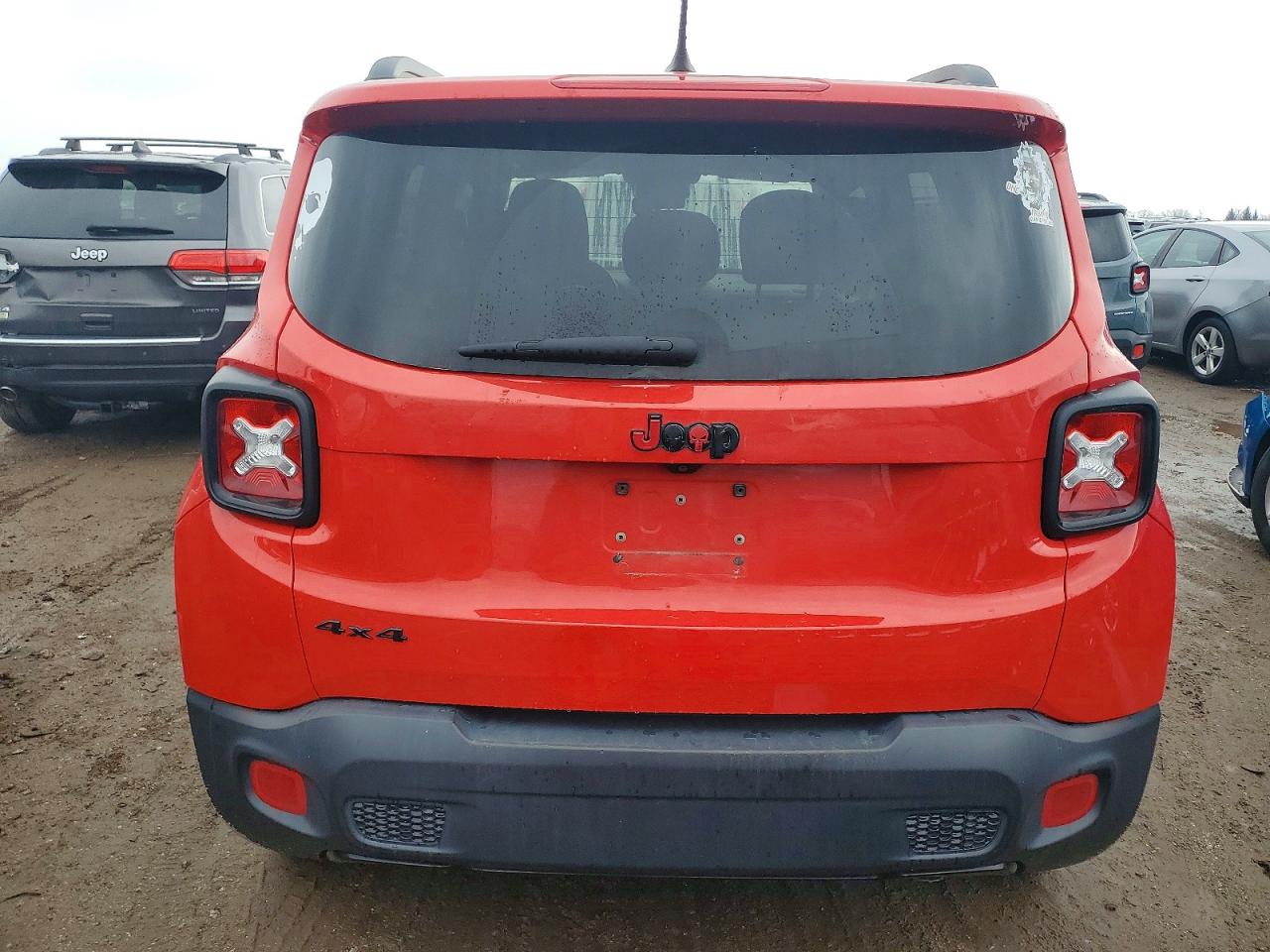 2017 JEEP RENEGADE LATITUDE photo 6