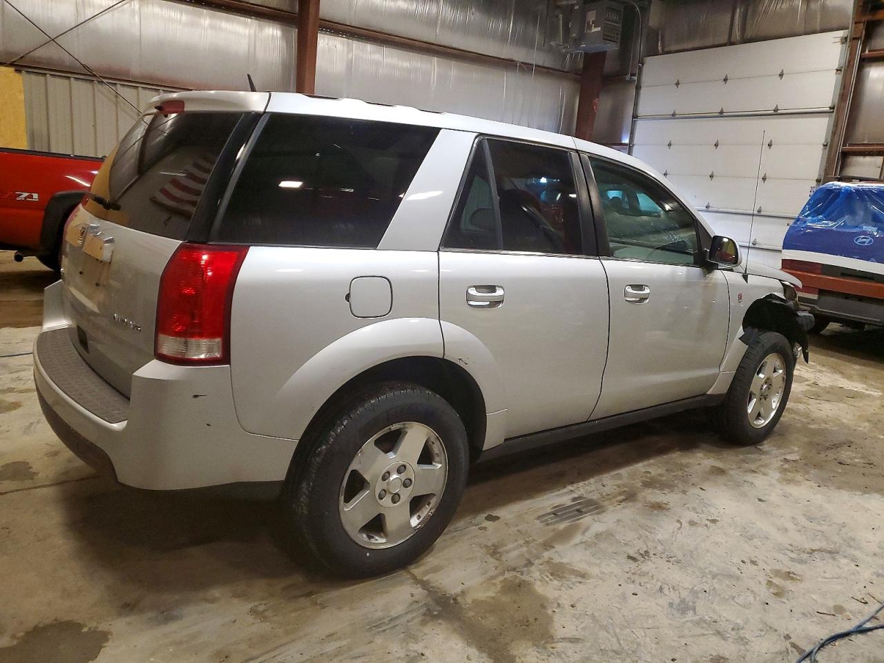 2006 SATURN VUE photo 3