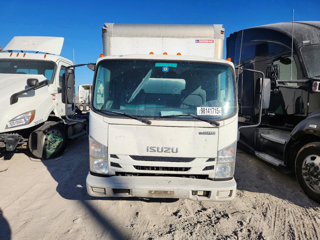 2016 ISUZU NPR BOX TRUCK photo 5
