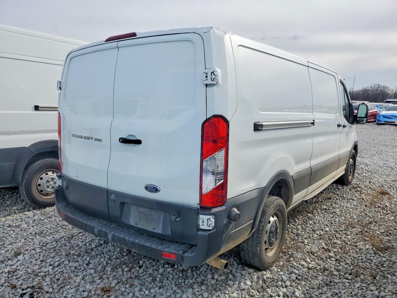 2020 FORD TRANSIT T-250 photo 3