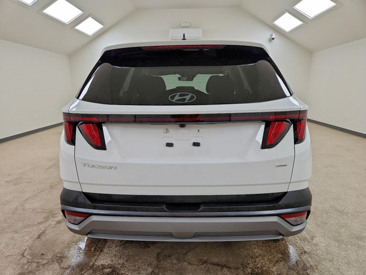 2025 HYUNDAI TUCSON SEL photo 6