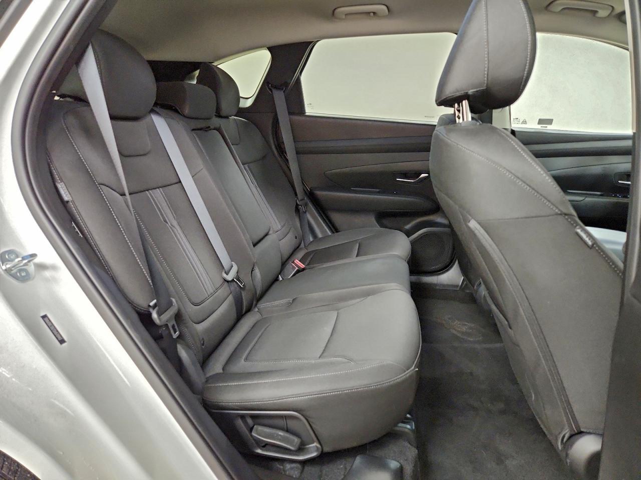 2025 HYUNDAI TUCSON SEL photo 11