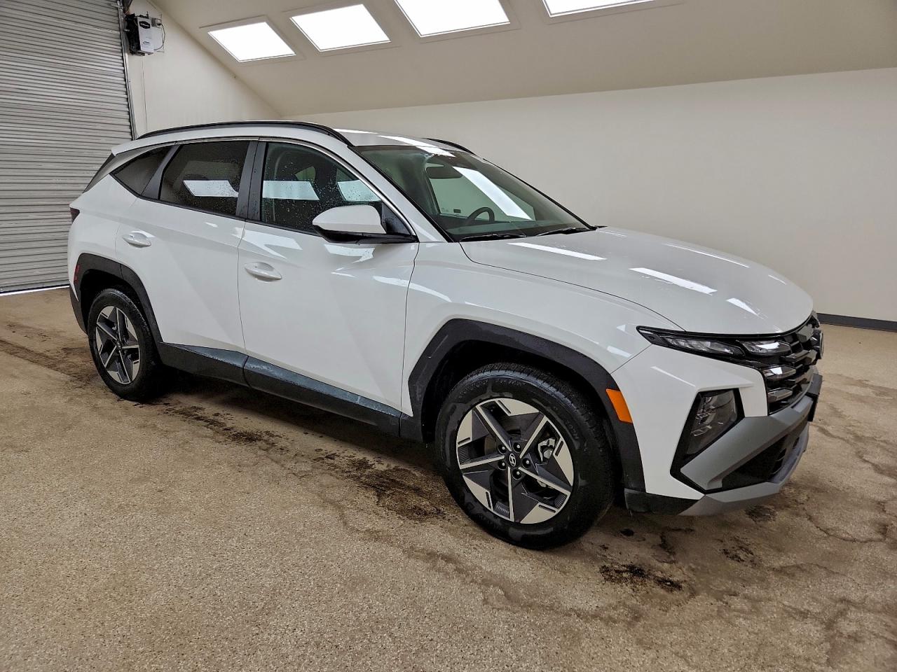 2025 HYUNDAI TUCSON SEL photo 4