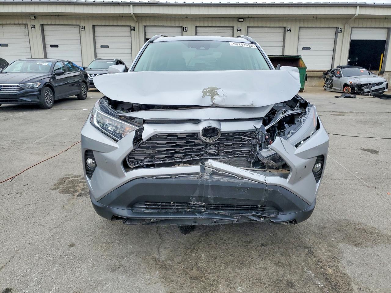 2019 TOYOTA RAV4 LIMITED photo 5