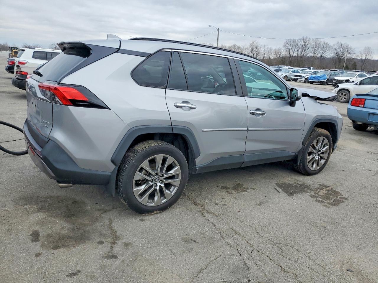 2019 TOYOTA RAV4 LIMITED photo 3