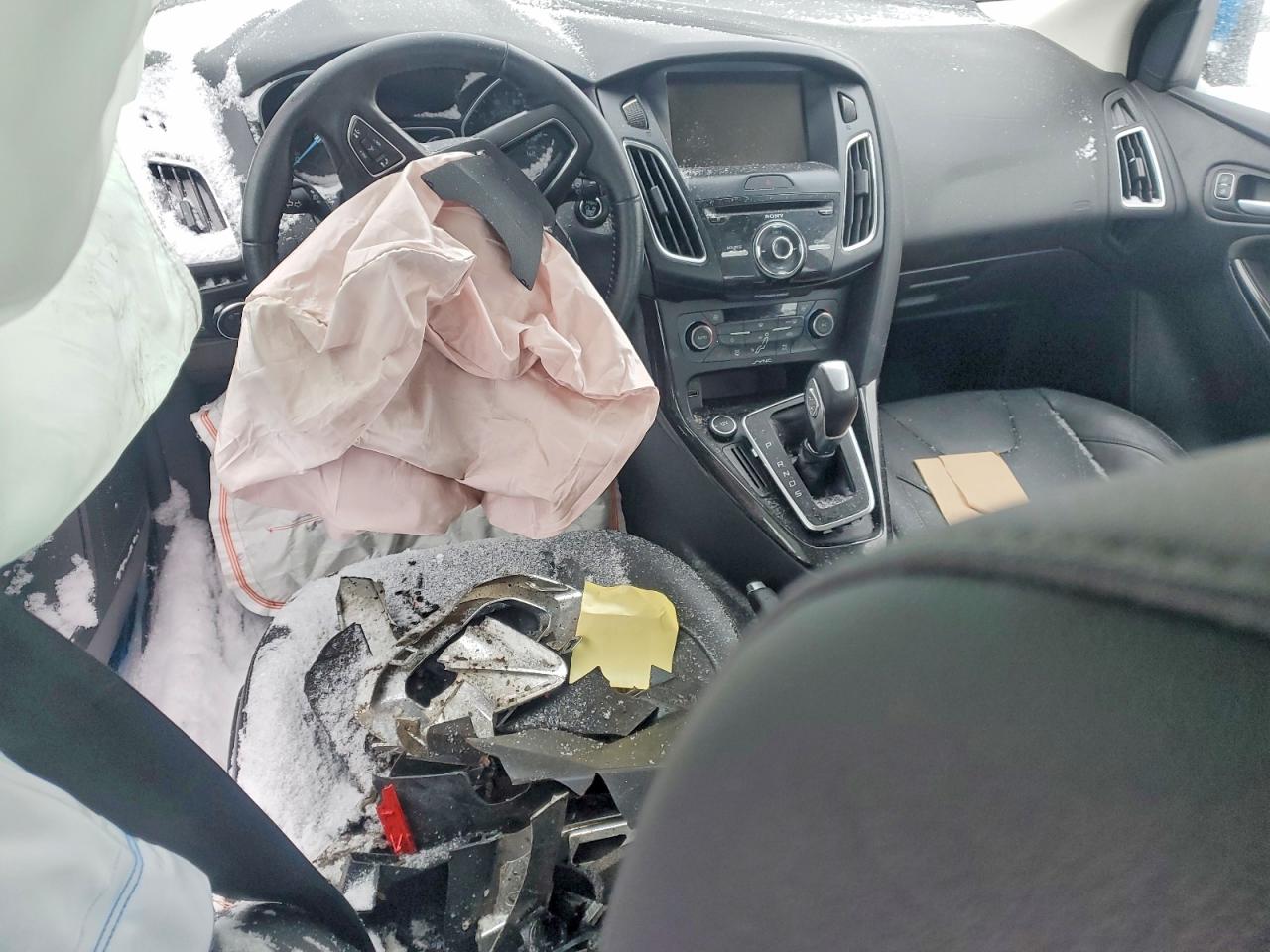 2015 FORD FOCUS TITANIUM photo 8