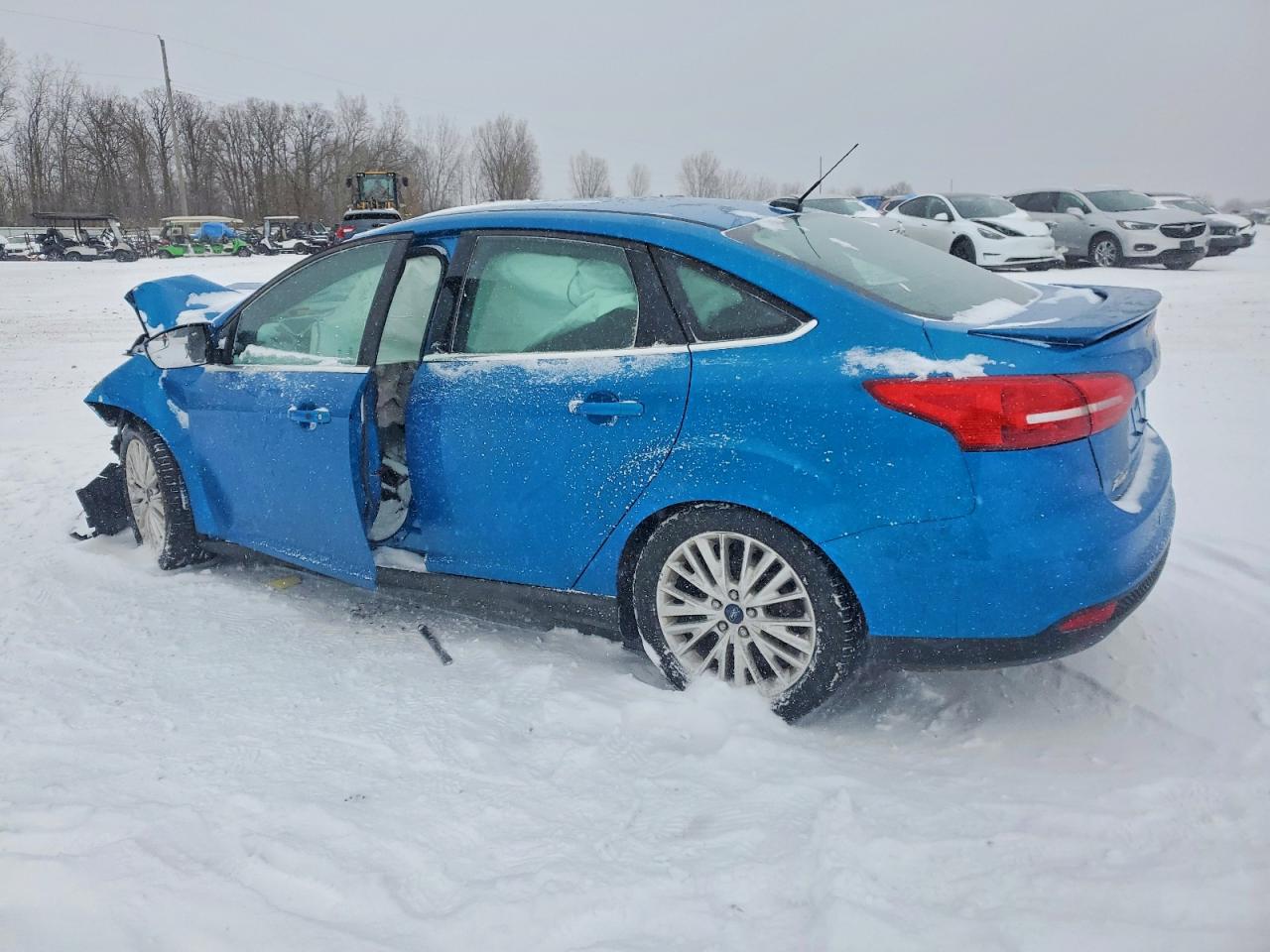 2015 FORD FOCUS TITANIUM photo 2