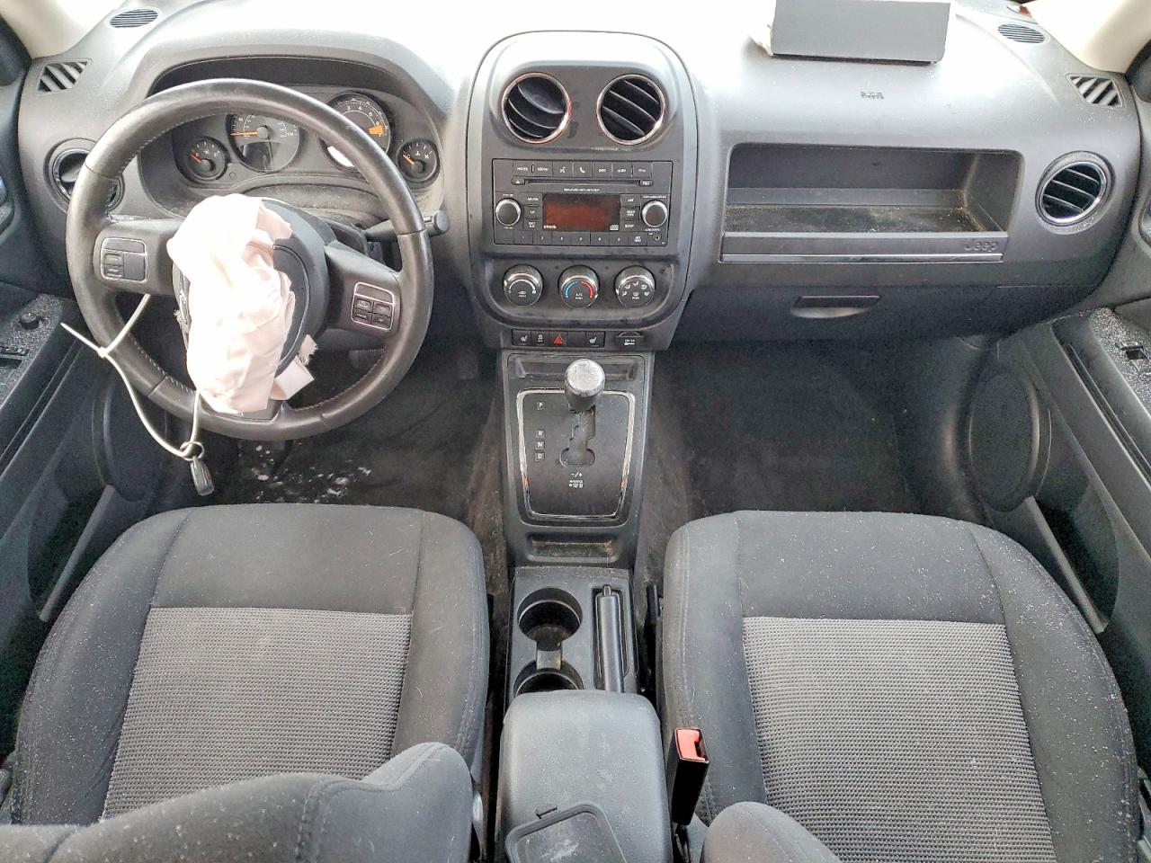 2015 JEEP PATRIOT LATITUDE photo 8