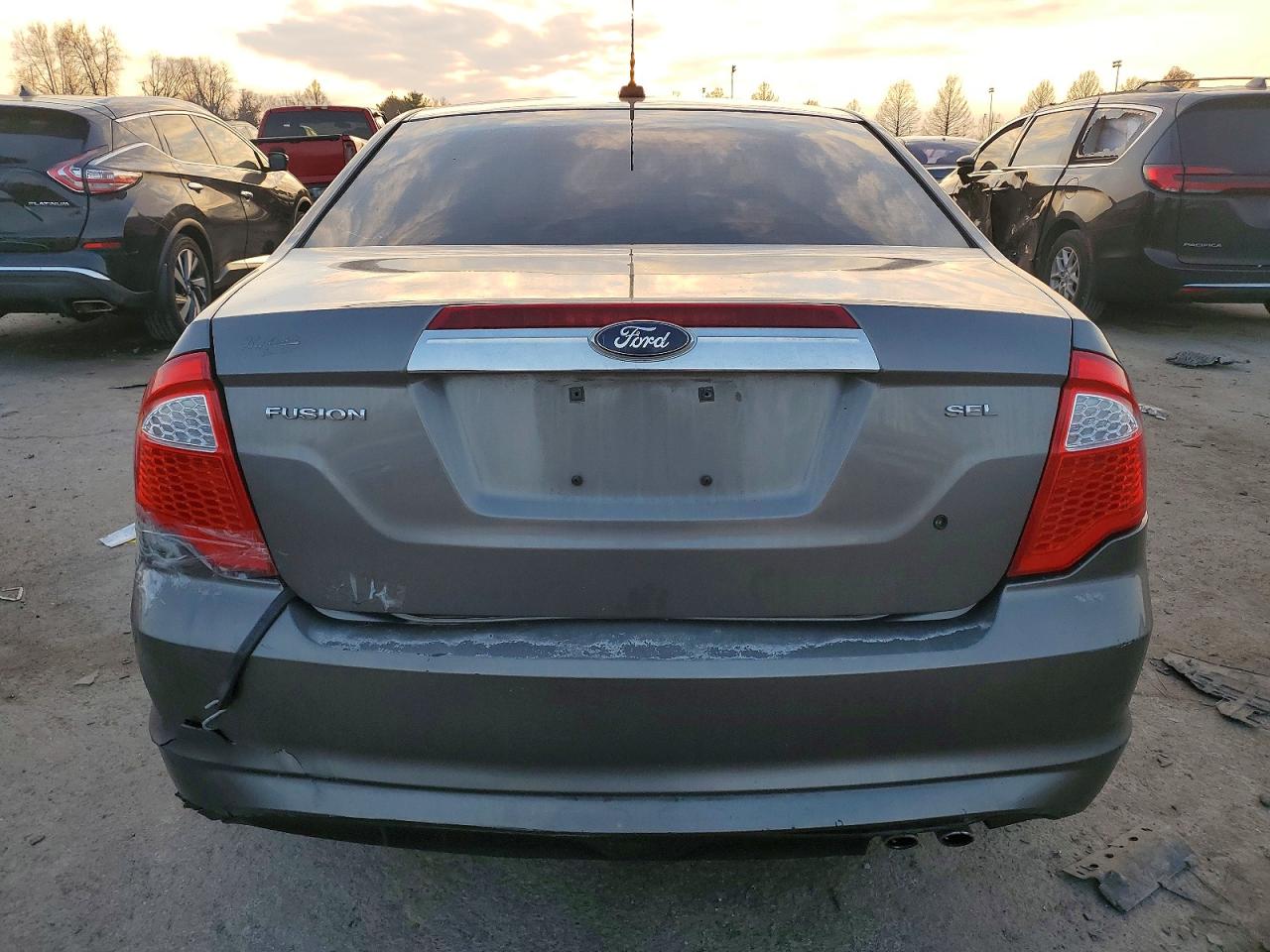 2010 FORD FUSION SEL photo 6
