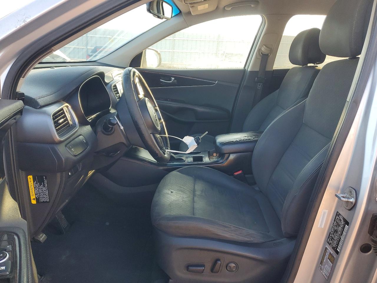2016 KIA SORENTO LX photo 7
