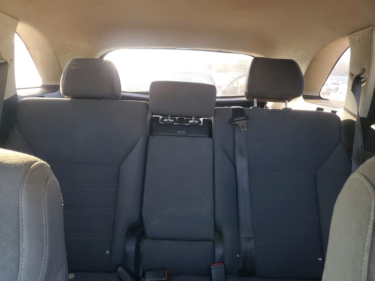 2016 KIA SORENTO LX photo 10