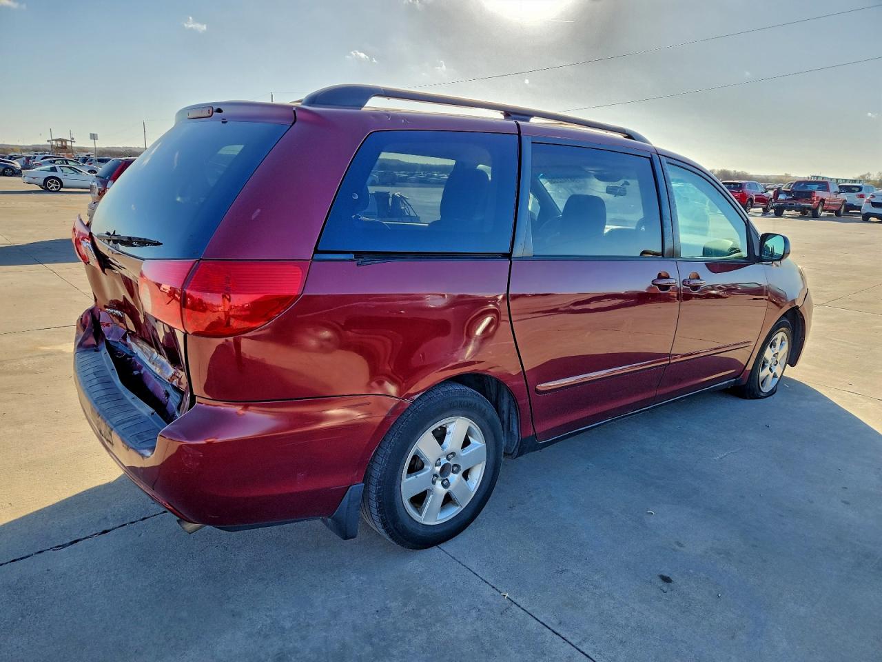 2009 TOYOTA SIENNA CE photo 3