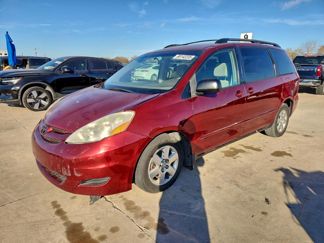 2009 TOYOTA SIENNA