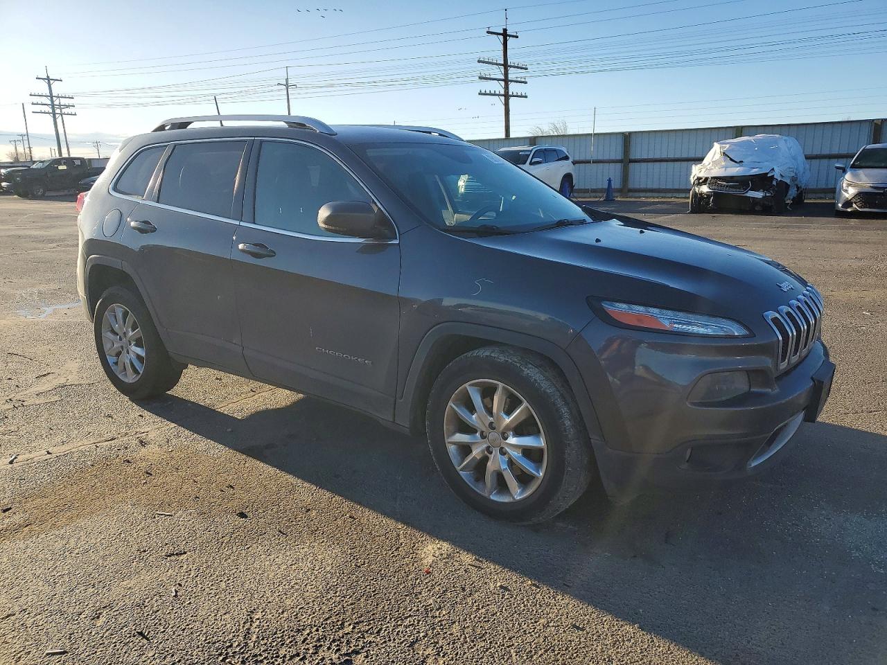 2017 JEEP CHEROKEE LIMITED photo 4