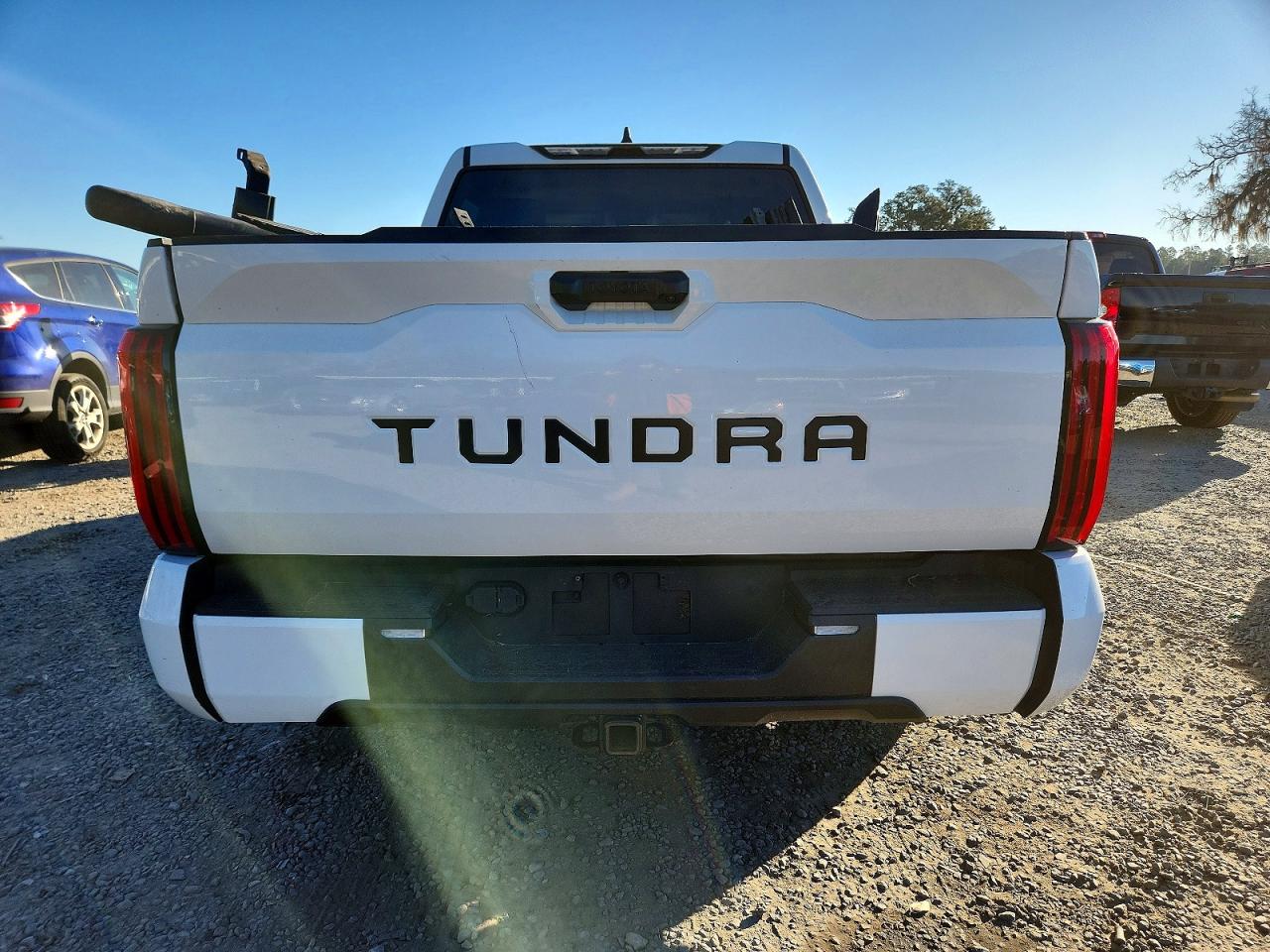2024 TOYOTA TUNDRA CREWMAX SR photo 6