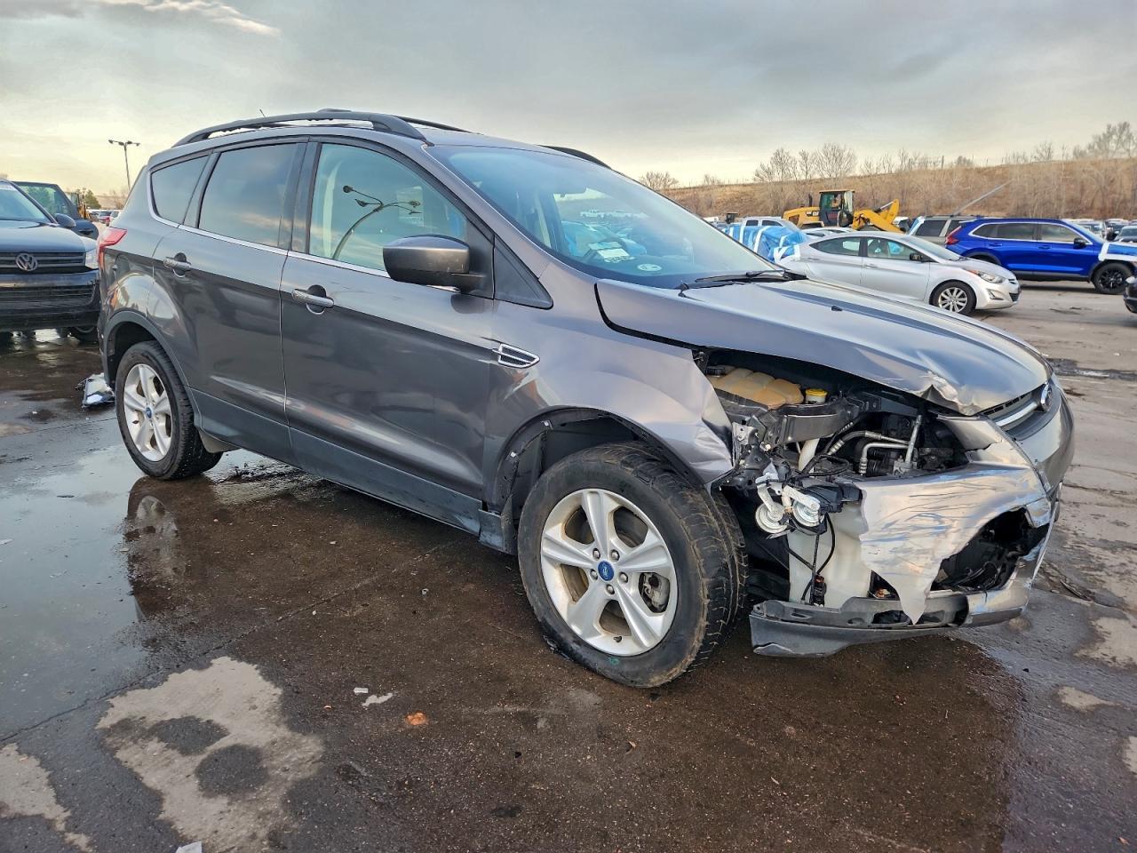 2013 FORD ESCAPE SE photo 4