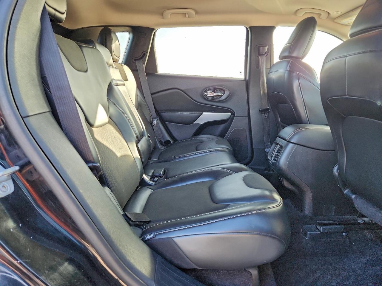 2018 JEEP CHEROKEE LATITUDE PLUS photo 11