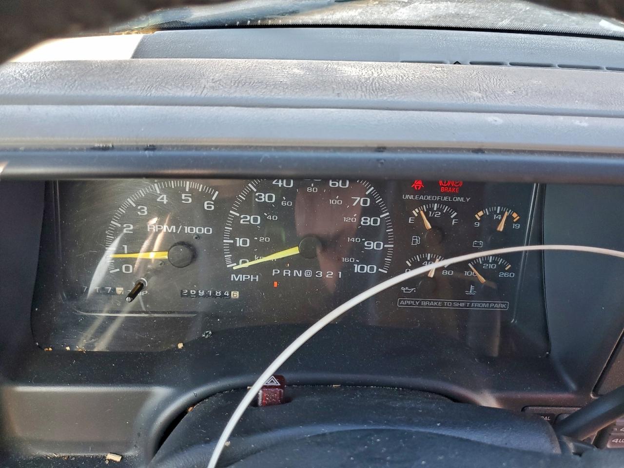 1999 GMC SUBURBAN K1500 photo 9