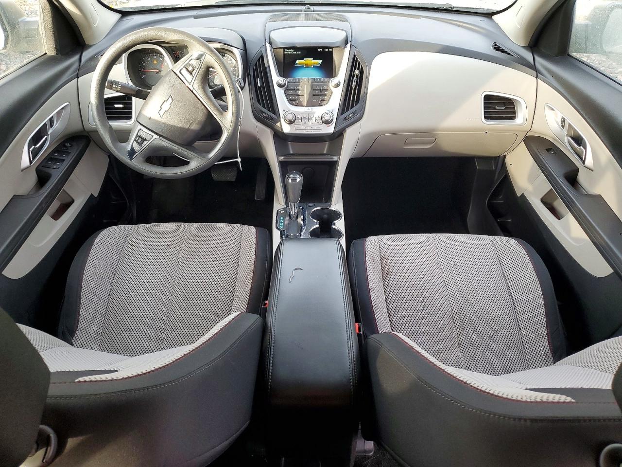 2017 CHEVROLET EQUINOX LS photo 8