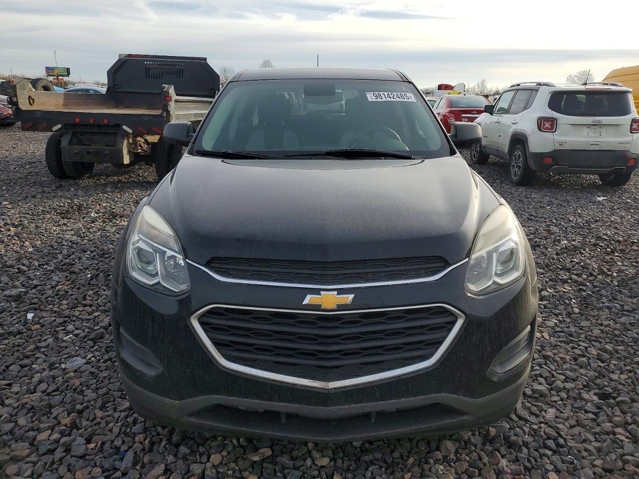 2017 CHEVROLET EQUINOX LS photo 5