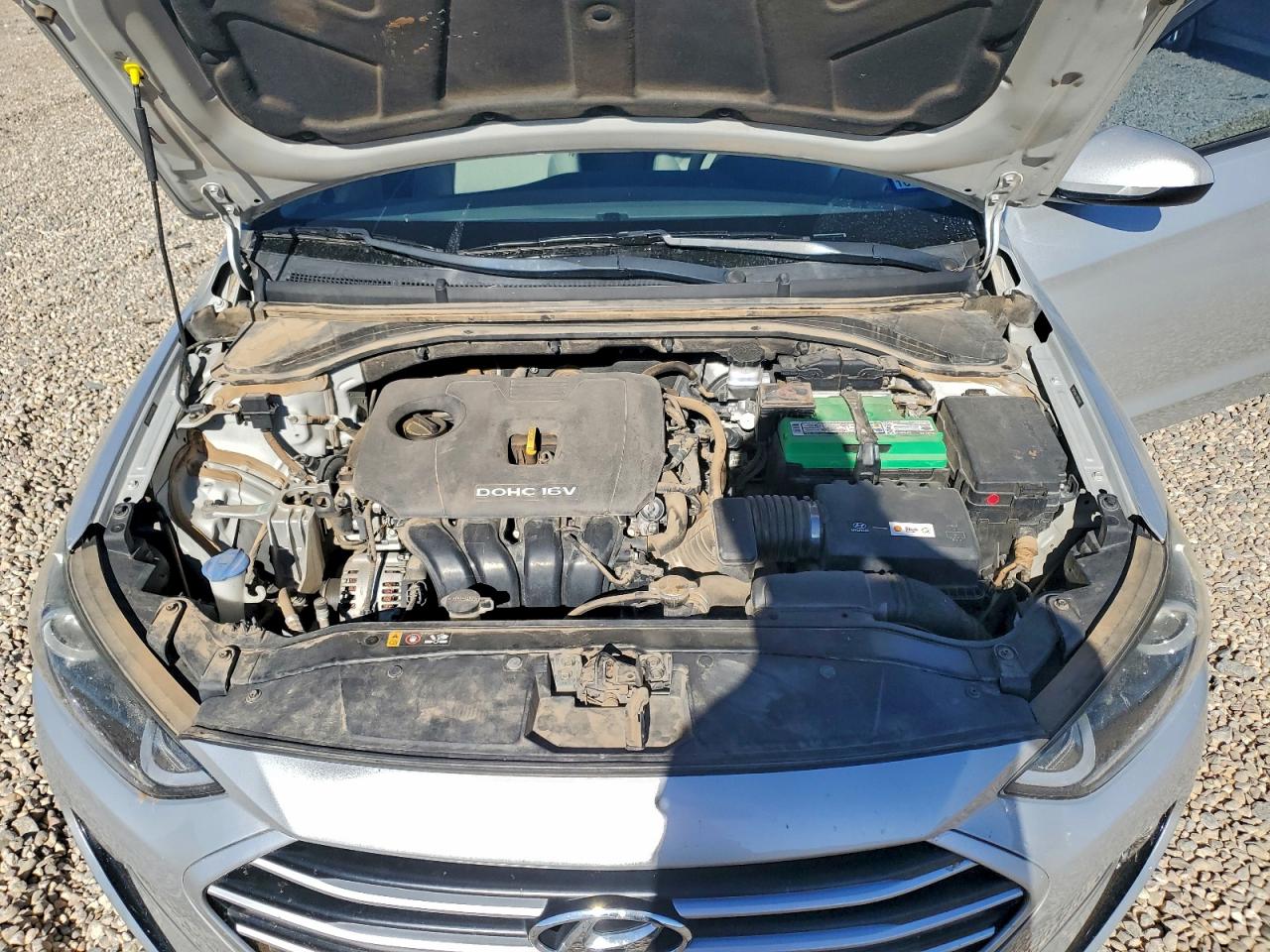 2017 HYUNDAI ELANTRA SE photo 11