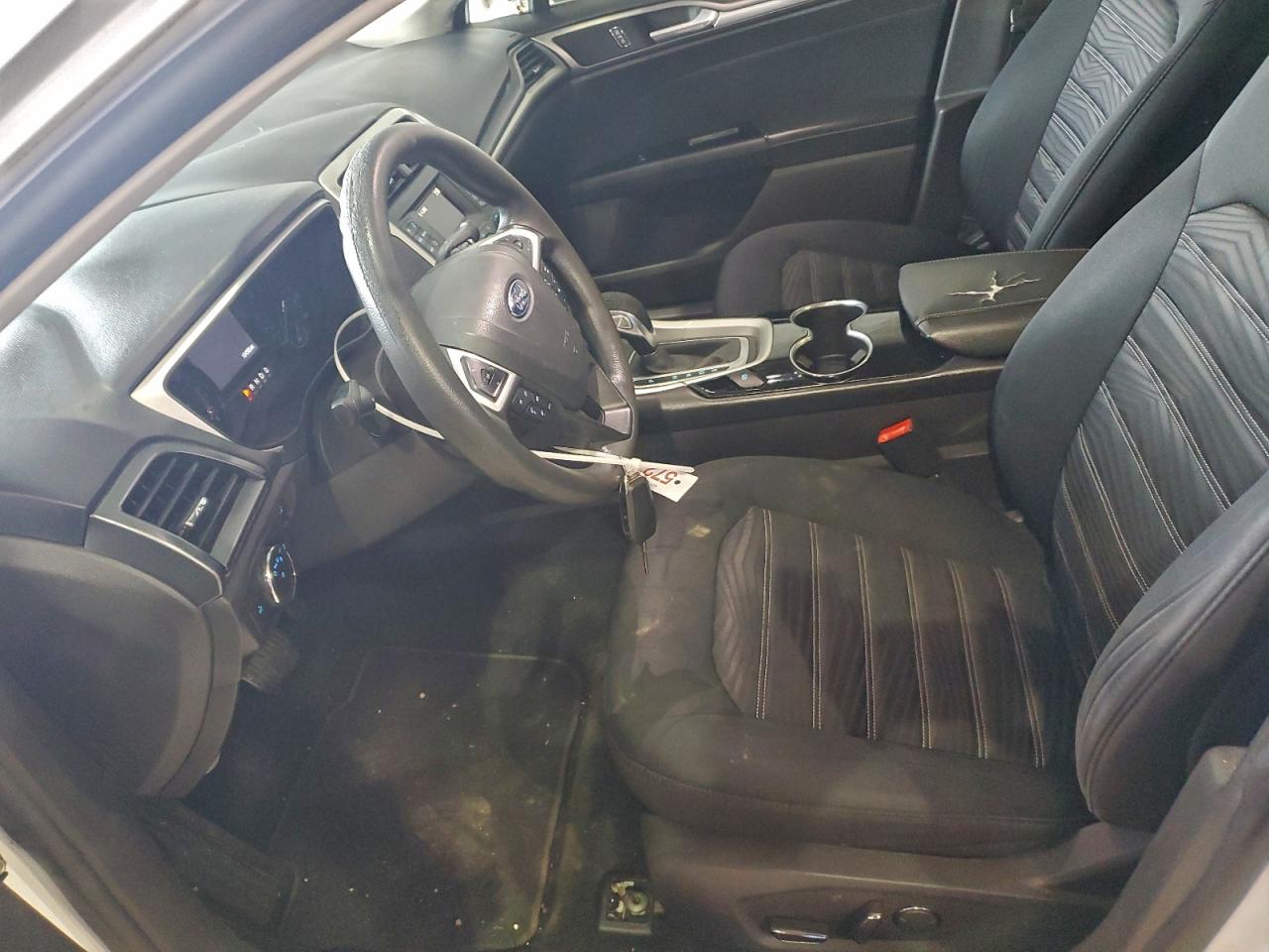 2016 FORD FUSION SE photo 7