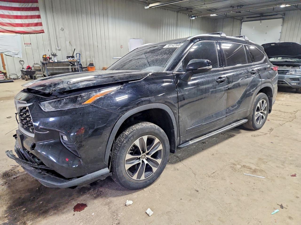 2022 TOYOTA HIGHLANDER