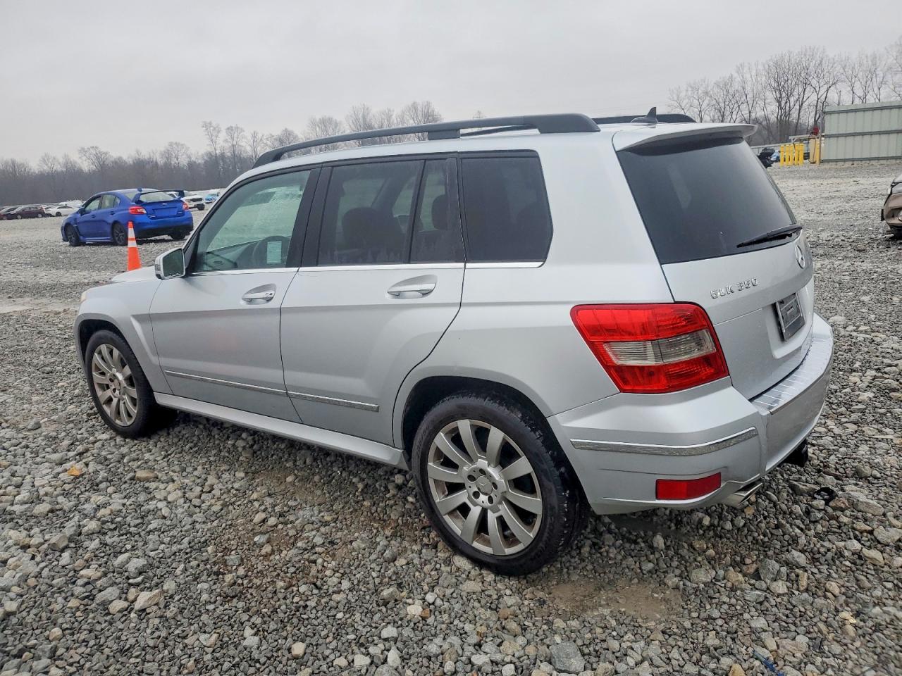 2011 MERCEDES-BENZ GLK 350 4MATIC photo 2