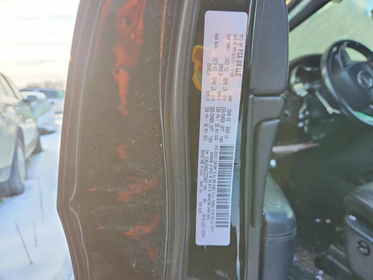 2020 JEEP GRAND CHEROKEE LAREDO photo 13