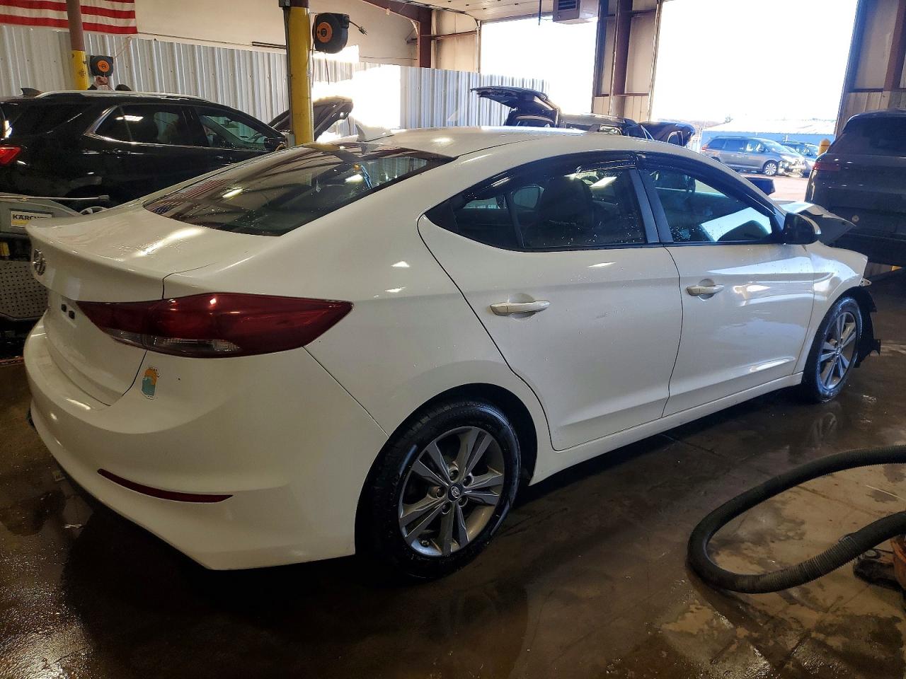 2018 HYUNDAI ELANTRA SEL photo 3