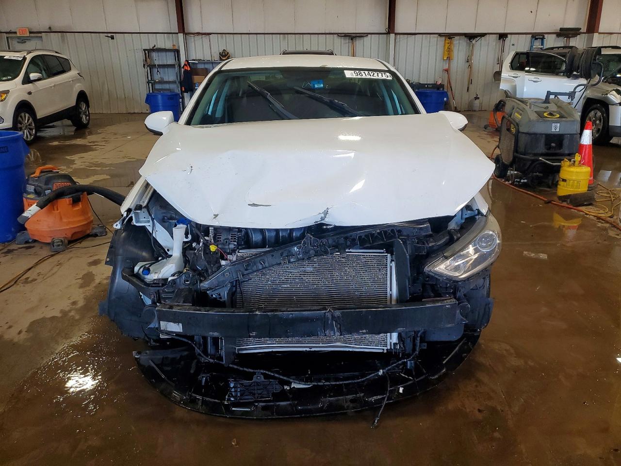 2018 HYUNDAI ELANTRA SEL photo 5
