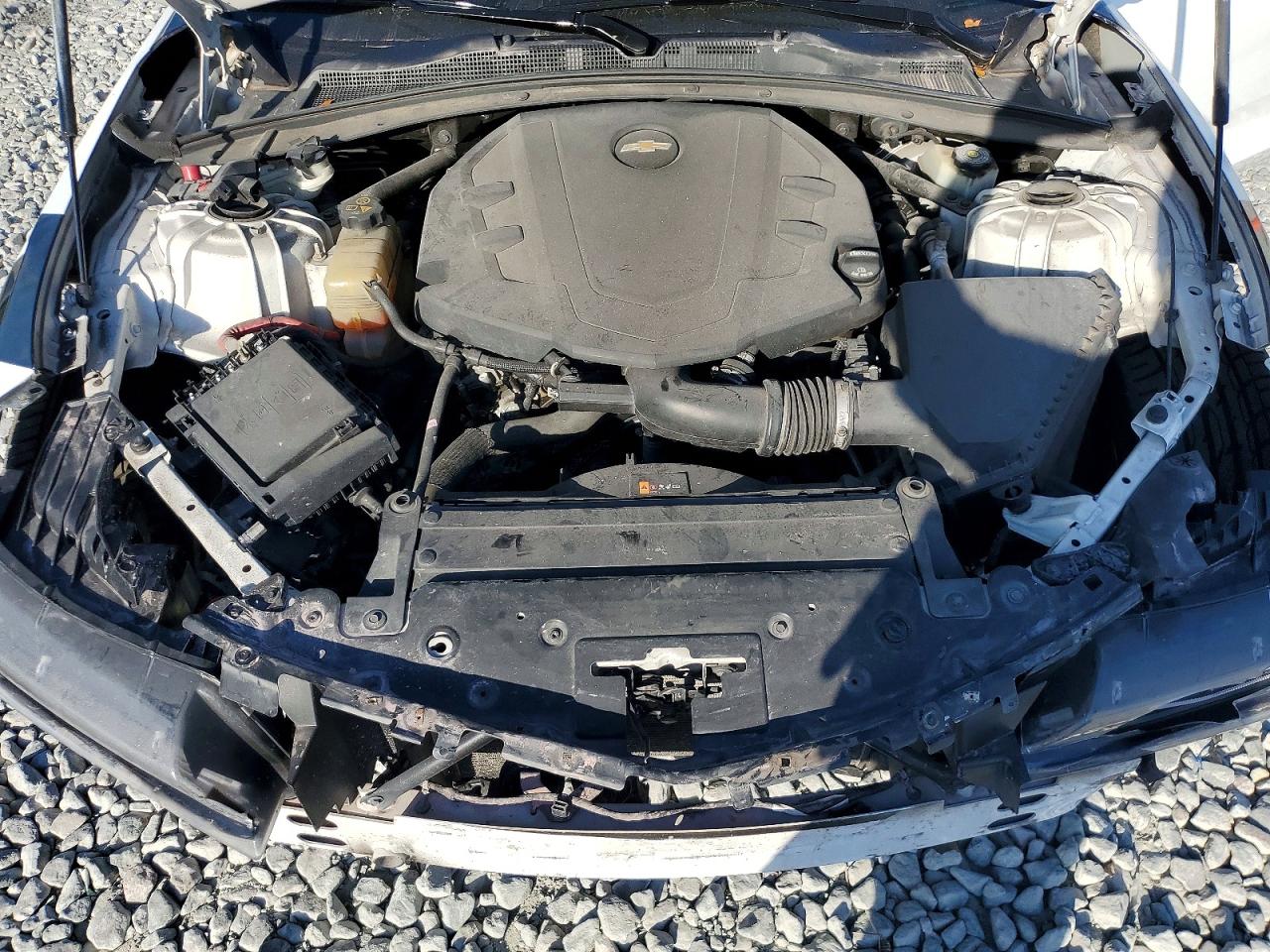 2017 CHEVROLET CAMARO LT photo 11