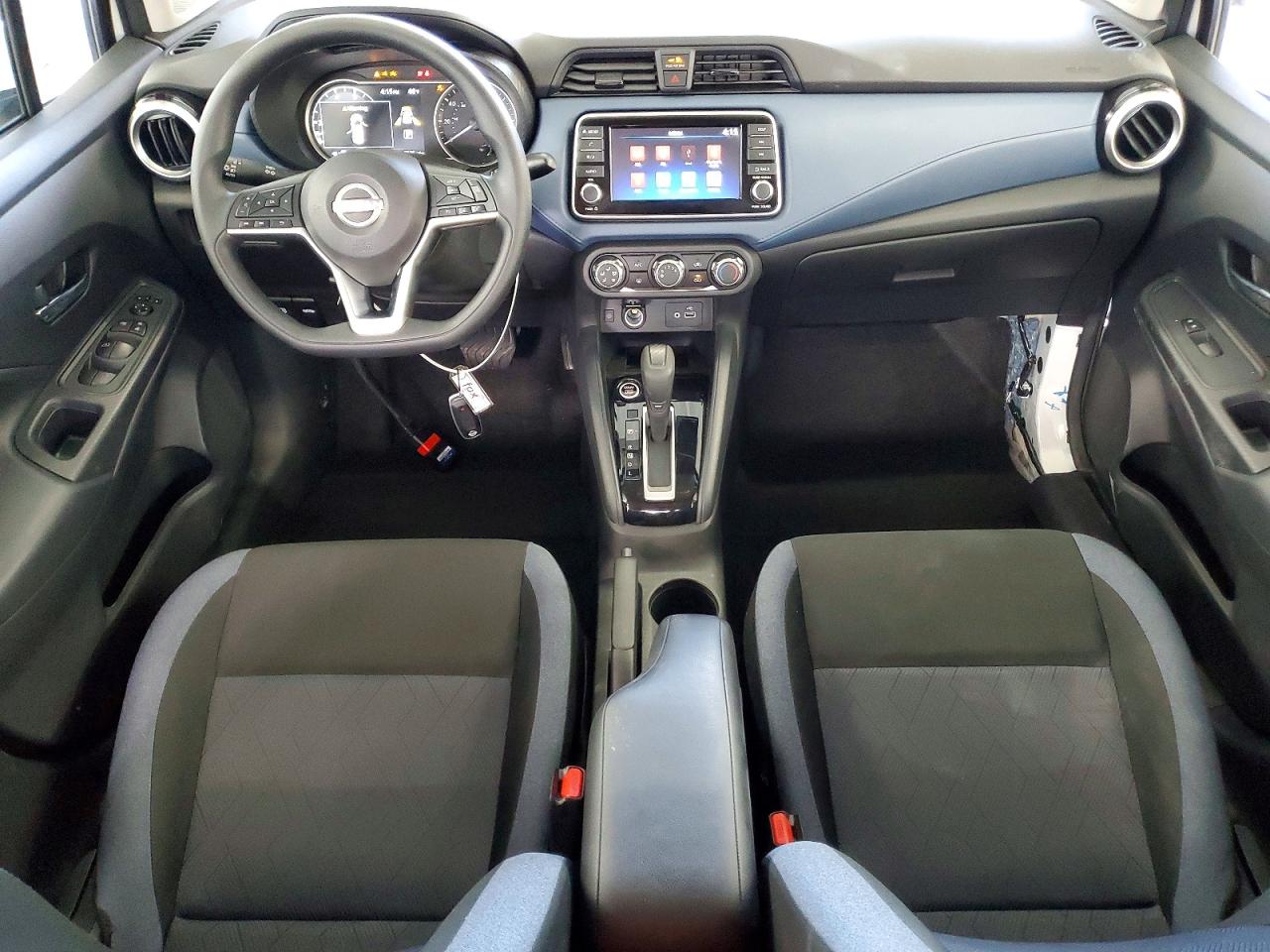 2025 NISSAN VERSA SV photo 8
