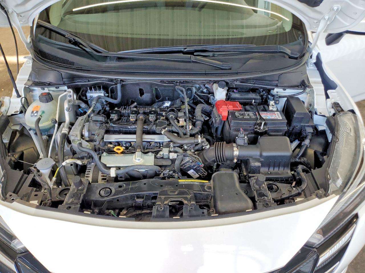 2025 NISSAN VERSA SV photo 11