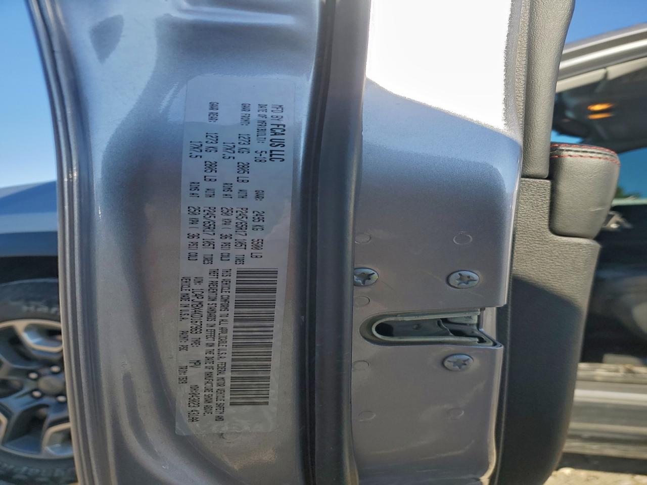 2019 JEEP CHEROKEE TRAILHAWK photo 14