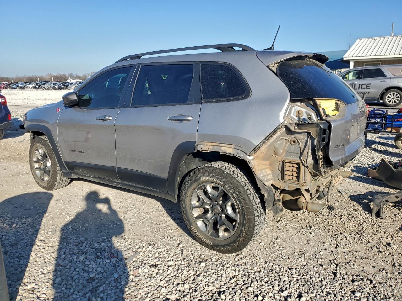 2019 JEEP CHEROKEE TRAILHAWK photo 2