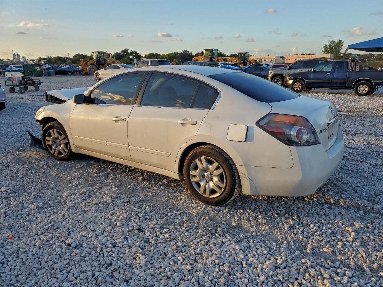 2012 NISSAN ALTIMA BASE photo 2