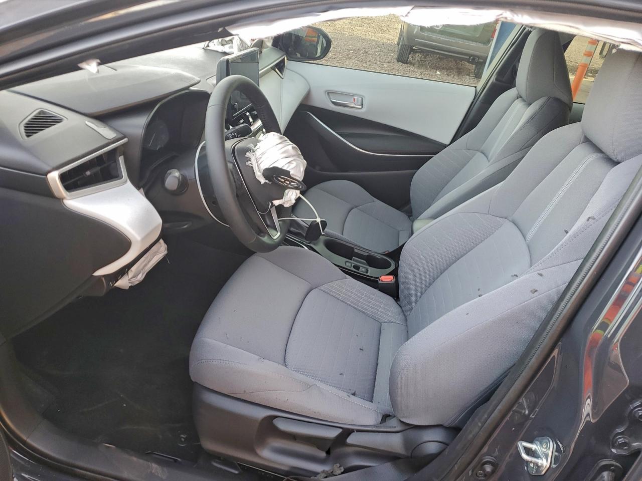 2025 TOYOTA COROLLA LE photo 7