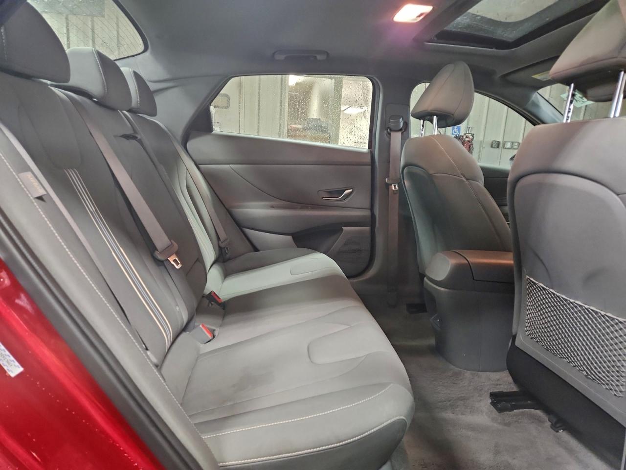 2025 HYUNDAI ELANTRA SEL photo 10