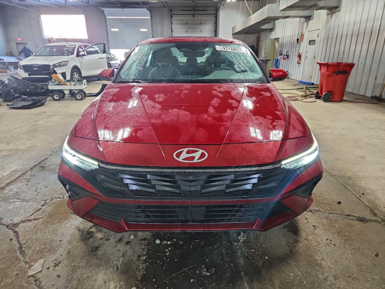 2025 HYUNDAI ELANTRA SEL photo 5