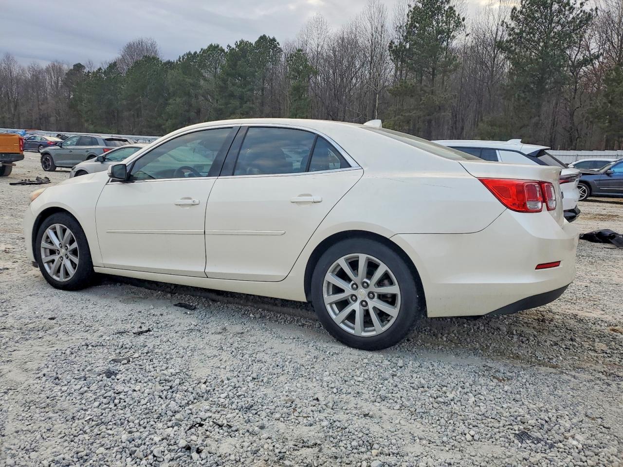 2013 CHEVROLET MALIBU 2LT photo 2
