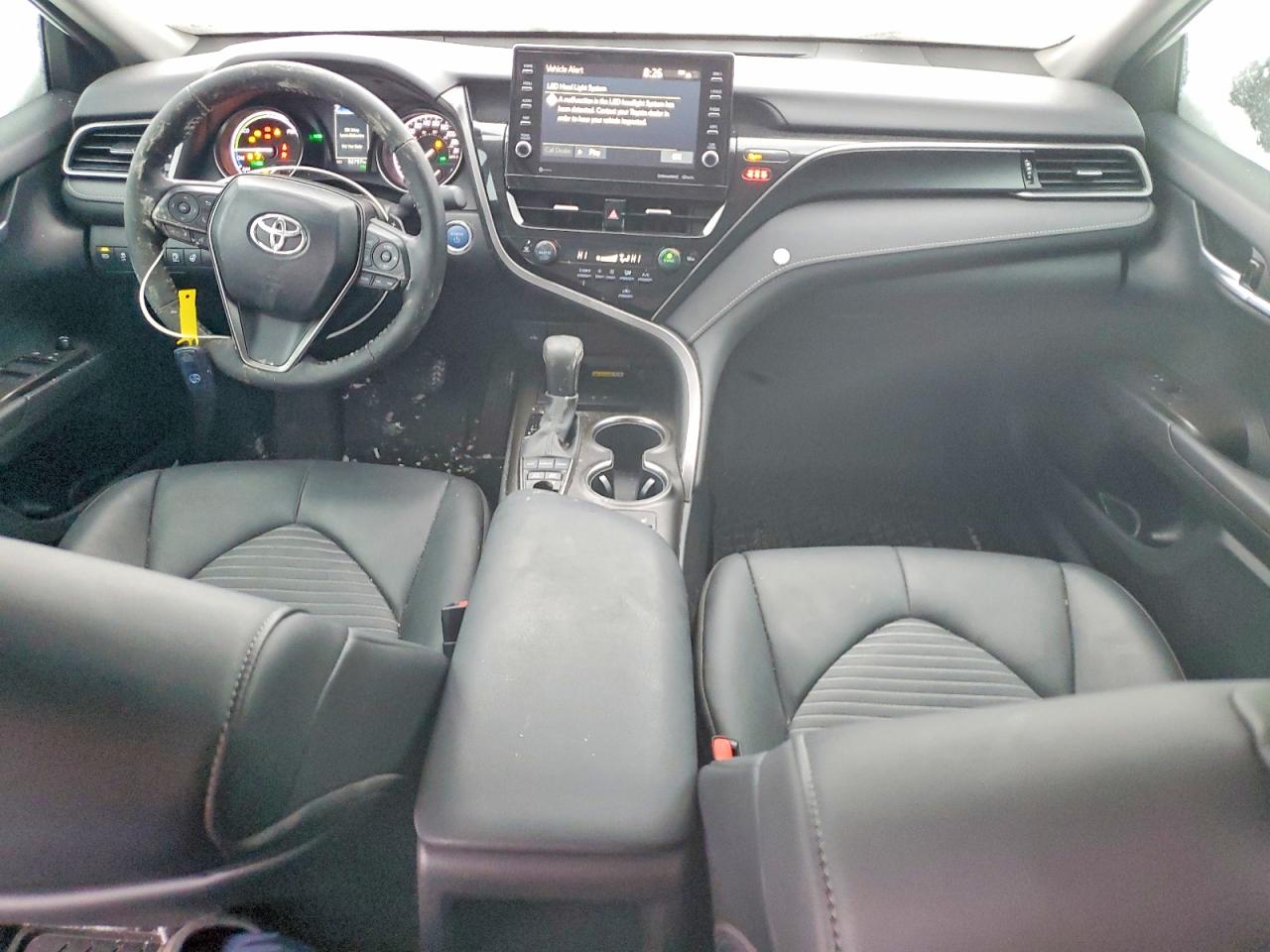 2024 TOYOTA CAMRY XLE photo 8