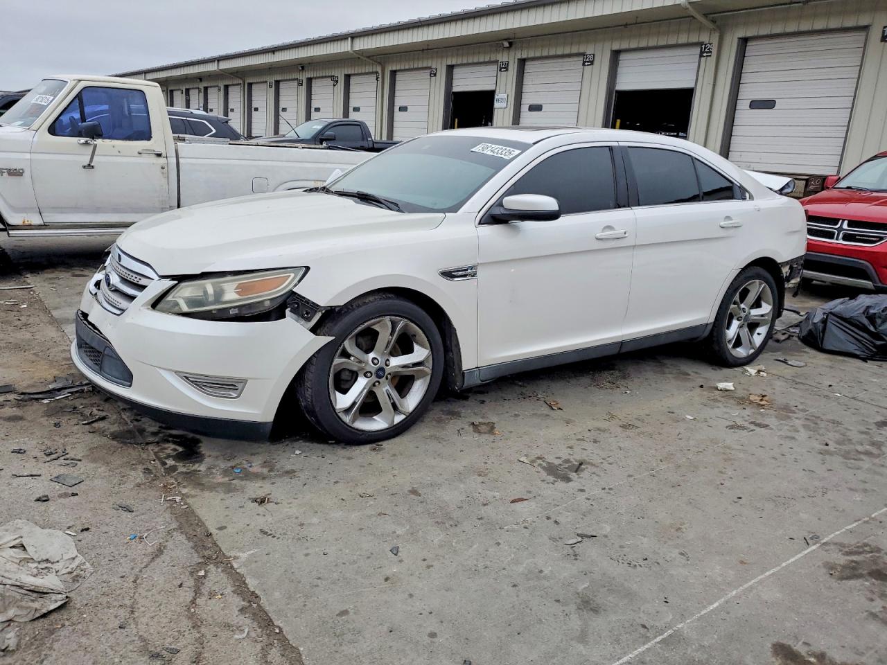 2011 FORD TAURUS