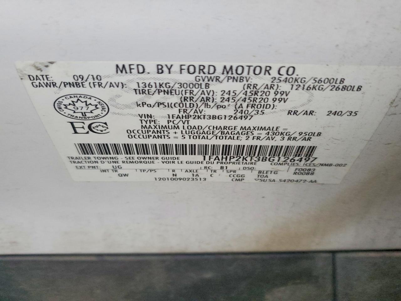 2011 FORD TAURUS SHO photo 12