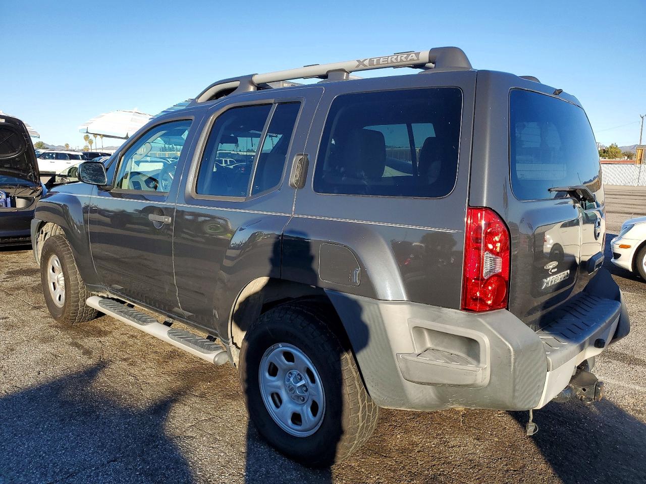 2015 NISSAN XTERRA X photo 2