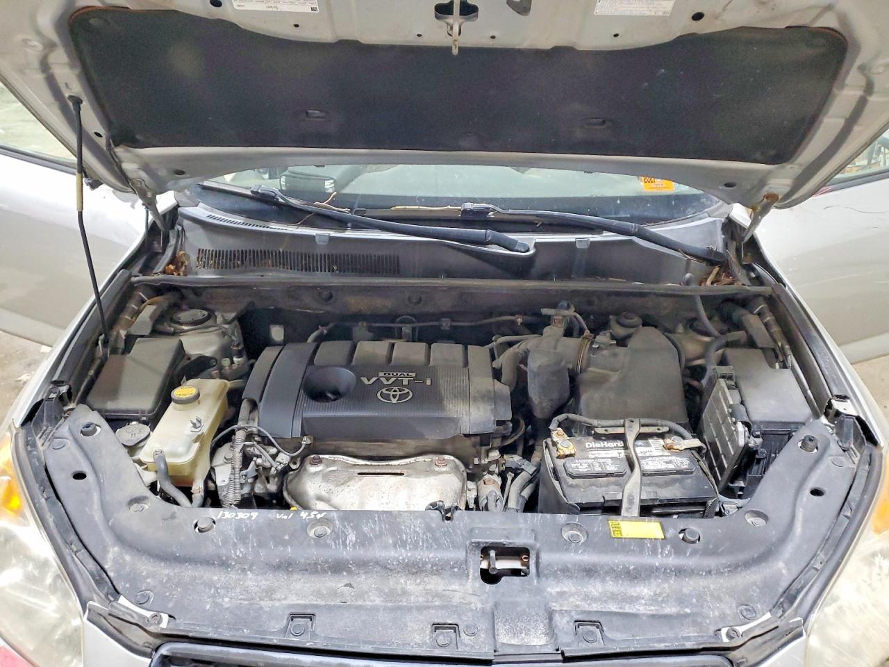 2010 TOYOTA RAV4 photo 11